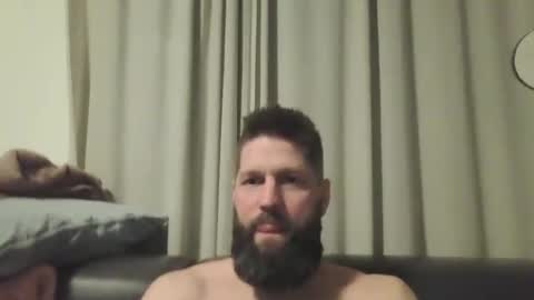 bubblebee1982 online show from 14, 1, 2025