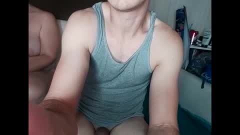 Snapshot of bubblebutt417 chatting on 16, 12, 2025 Max candi online show from 16, 12, 2025