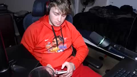 Snapshot of bubblebuttbdn chatting on 4, 11, 2025 BubblebuttBdn online show from 4, 11, 2025