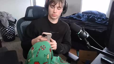 Snapshot of bubblebuttbdn chatting on 23, 11, 2025 BubblebuttBdn online show from 23, 11, 2025