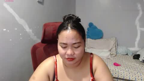 Snapshot of bubblebuttpinay chatting on 19, 4, 2026 Sunshine online show from 19, 4, 2026