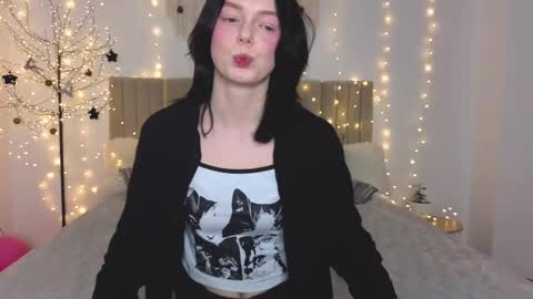 Snapshot of bucks_bunnyy chatting on 15, 1, 2026 Leona online show from 15, 1, 2026