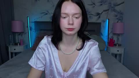 Leona online show from 9, 3, 2026