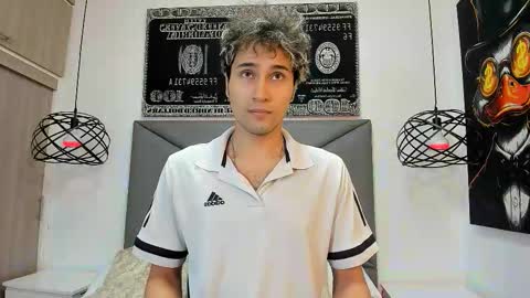 Snapshot of buddy_whitte chatting on 30, 10, 2025 Buddy Whitte online show from 30, 10, 2025