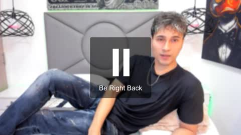 Snapshot of buddy_whitte chatting on 17, 11, 2025 Buddy Whitte online show from 17, 11, 2025