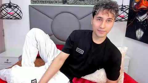 Snapshot of buddy_whitte chatting on 25, 11, 2025 Buddy Whitte online show from 25, 11, 2025