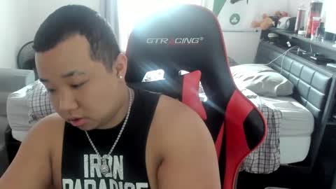 buffsexyman24 online show from 6, 3, 2025