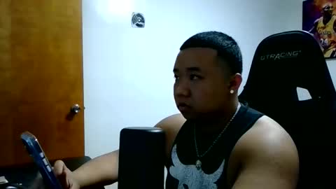 buffsexyman24 online show from 5, 4, 2026