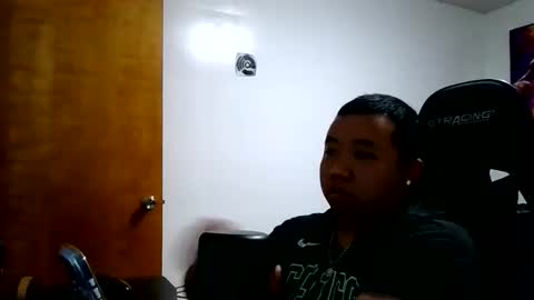 buffsexyman24 online show from 25, 4, 2026