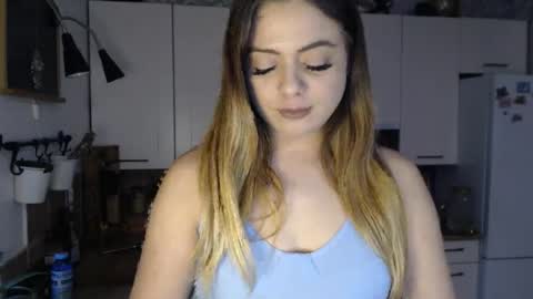 Snapshot of buffyextasy chatting on 25, 3, 2026 Buffy online show from 25, 3, 2026