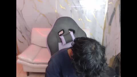 bull_cam online show from 5, 10, 2025