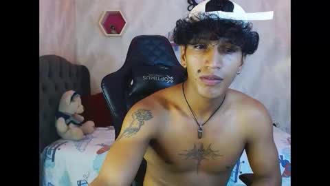 bull_cam online show from 31, 10, 2025