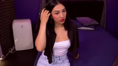 Snapshot of bull_vixen2001 chatting on 22, 6, 2026 Bunny and The Rock online show from 22, 6, 2026