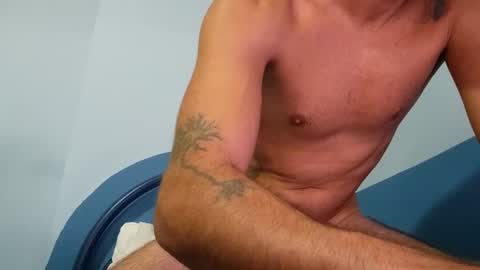 Snapshot of bullboy9292 chatting on 5, 7, 2026 Bullboy9292 online show from 5, 7, 2026