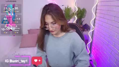 Snapshot of bunni_tay chatting on 20, 9, 2025 Bunni online show from 20, 9, 2025