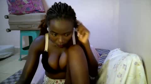 Snapshot of bunny_bliss1 chatting on 26, 6, 2026 bunny_bliss1 online show from 26, 6, 2026