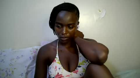 Snapshot of bunny_bliss1 chatting on 2, 7, 2026 bunny_bliss1 online show from 2, 7, 2026