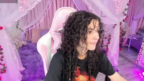 Snapshot of bunny_curly chatting on 15, 9, 2025 Bunny  online show from 15, 9, 2025