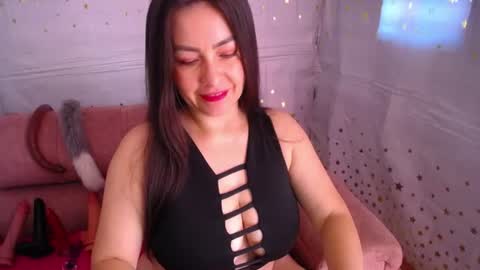 Snapshot of bunny_hoot chatting on 24, 6, 2026 NINA online show from 24, 6, 2026