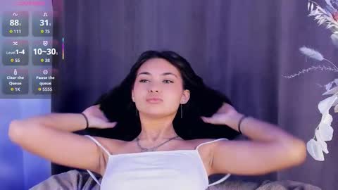 Snapshot of bunny_nova chatting on 25, 11, 2025 Aria online show from 25, 11, 2025