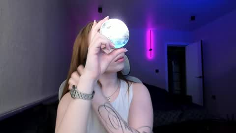 Snapshot of bunny_shinel chatting on 18, 5, 2026 Mary online show from 18, 5, 2026
