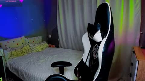 Snapshot of bunny_wetty chatting on 28, 10, 2025 ruslana online show from 28, 10, 2025