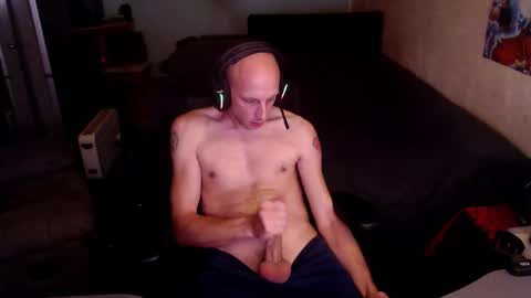 Snapshot of bunnydollstellas_toy chatting on 21, 9, 2025 Gnther online show from 21, 9, 2025