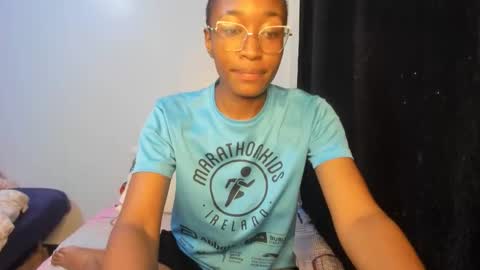 bunnygurl online show from 24, 11, 2025