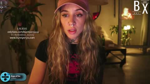 Snapshot of bunnyonyx chatting on 10, 3, 2025 Stephanie Next stream TUESDAY 6pm PDT online show from 10, 3, 2025