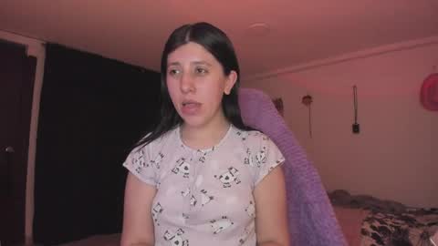 Snapshot of bunnyy09 chatting on 8, 6, 2026 Jess online show from 8, 6, 2026