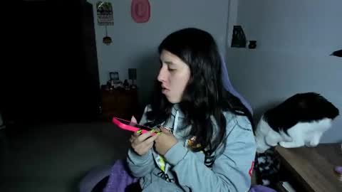 Snapshot of bunnyy09 chatting on 5, 7, 2026 Jess online show from 5, 7, 2026