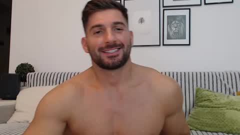 Snapshot of bunzdanny chatting on 4, 1, 2025 BunzDanny online show from 4, 1, 2025