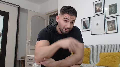 Snapshot of bunzdanny chatting on 20, 2, 2025 BunzDanny online show from 20, 2, 2025