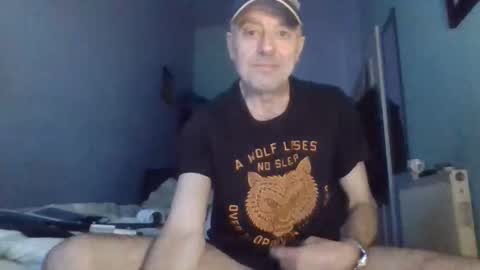 Snapshot of burnleyguy1977 chatting on 15, 4, 2026 burnleyguy1977 online show from 15, 4, 2026