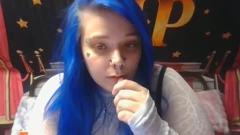 Snapshot of burnthemail chatting on 5, 12, 2025 lilly online show from 5, 12, 2025