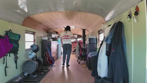 busbuddies online show from 27, 4, 2026