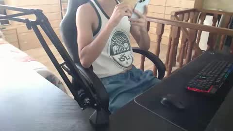 Snapshot of businessmboy04 chatting on 16, 9, 2025 businessmboy04 online show from 16, 9, 2025