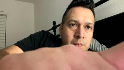 Snapshot of businesspleasure chatting on 17, 1, 2025 businesspleasure online show from 17, 1, 2025