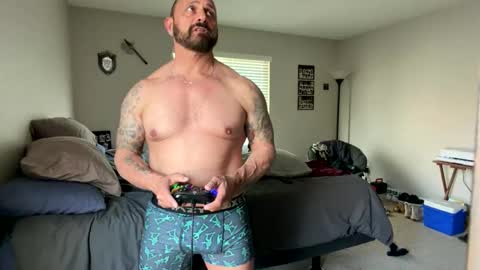 Snapshot of bustedsprockets chatting on 9, 3, 2026 Pocket Daddy cockring gaycouple cockring lovense daddy online show from 9, 3, 2026