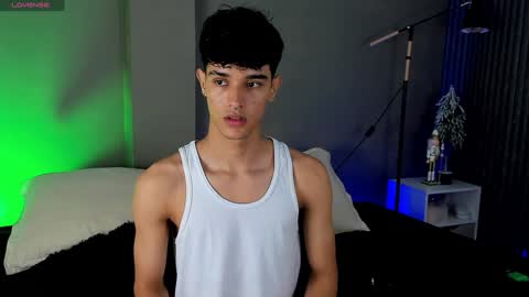 Snapshot of busterspinter chatting on 20, 12, 2024 Buster independent model online show from 20, 12, 2024