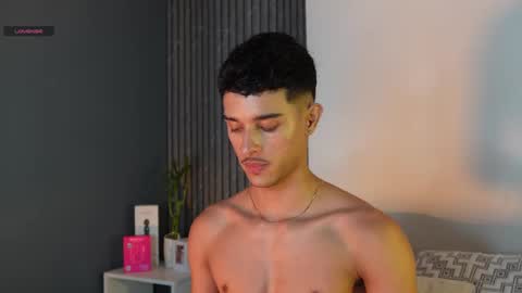 Snapshot of busterspinter chatting on 11, 9, 2025 Buster independent model online show from 11, 9, 2025