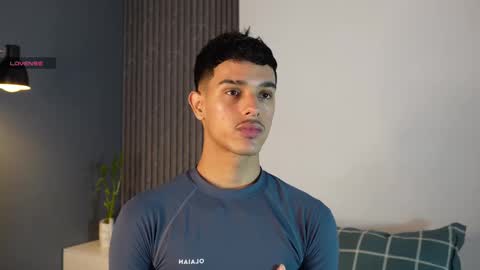 Snapshot of busterspinter chatting on 19, 9, 2025 Buster independent model online show from 19, 9, 2025