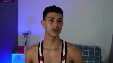 Snapshot of busterspinter chatting on 27, 11, 2025 Buster independent model online show from 27, 11, 2025