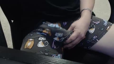 bustinpp online show from 16, 12, 2024