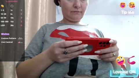 Snapshot of bustyemma chatting on 31, 1, 2026 Emma online show from 31, 1, 2026