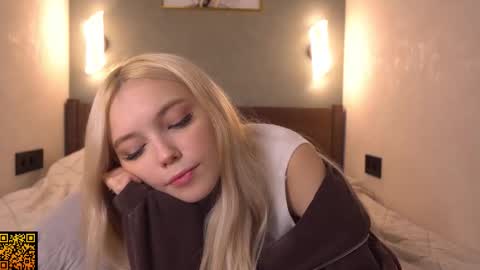 butteflai online show from 28, 11, 2025