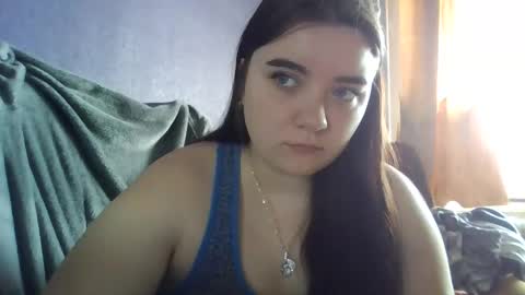 butterfly18988 online show from 21, 11, 2025