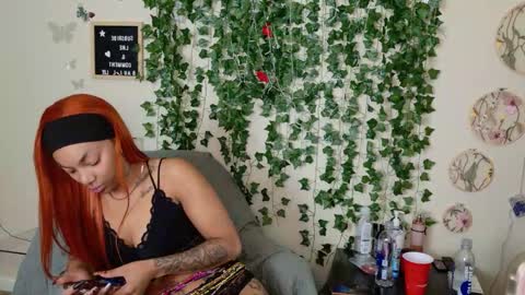 butterfly booty online show from 29, 11, 2025