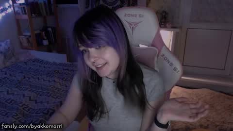 Snapshot of byakkomoriko chatting on 2, 3, 2025  morri  online show from 2, 3, 2025
