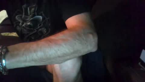 Snapshot of byeboy22 chatting on 8, 3, 2025 byeboy22 online show from 8, 3, 2025